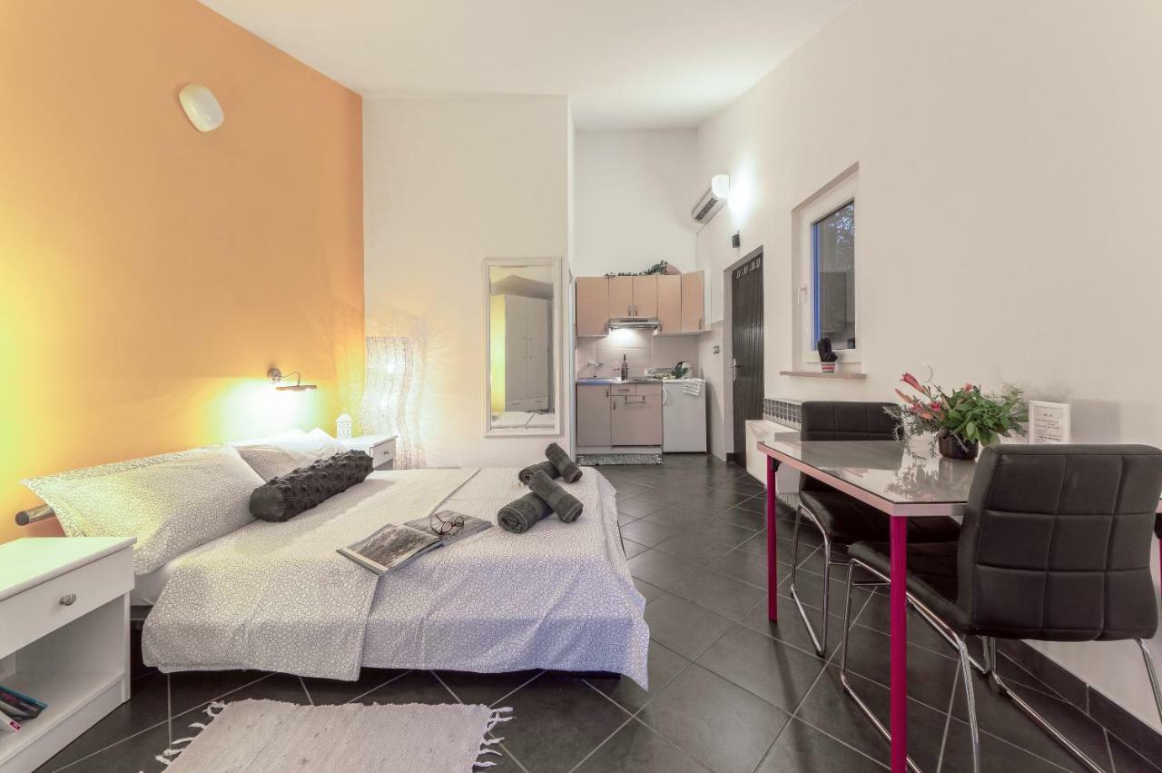 Apartments Lodra Pula Eksteriør billede